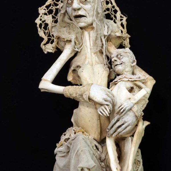 Sabrina Gruss - Défunts animés : Personnages - Le doute