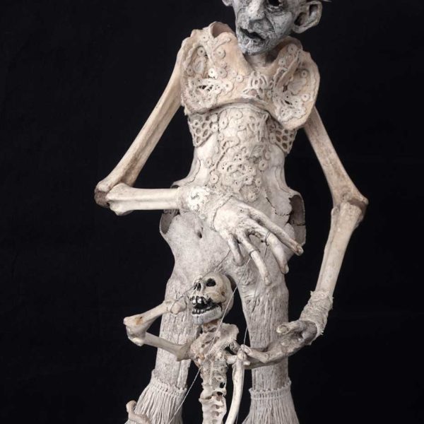 Sabrina Gruss - Défunts animés : Personnages - Sourire pluvieux